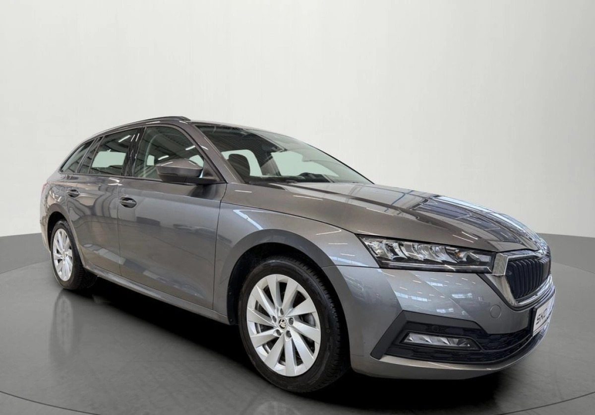 Skoda Octavia - Zdjęcie 4