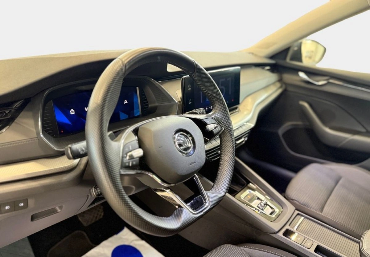 Skoda Octavia - Zdjęcie 19