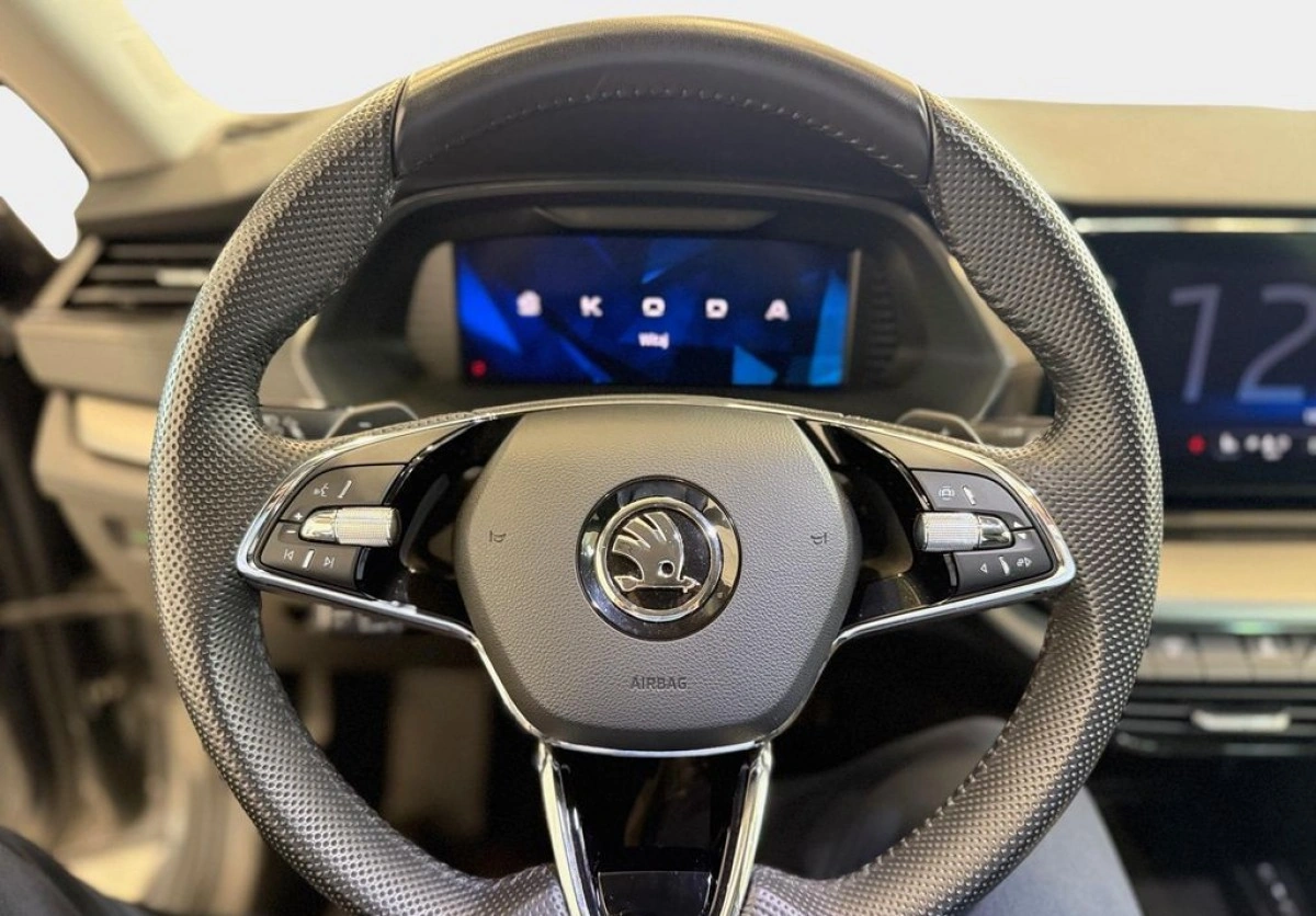 Skoda Octavia - Zdjęcie 21