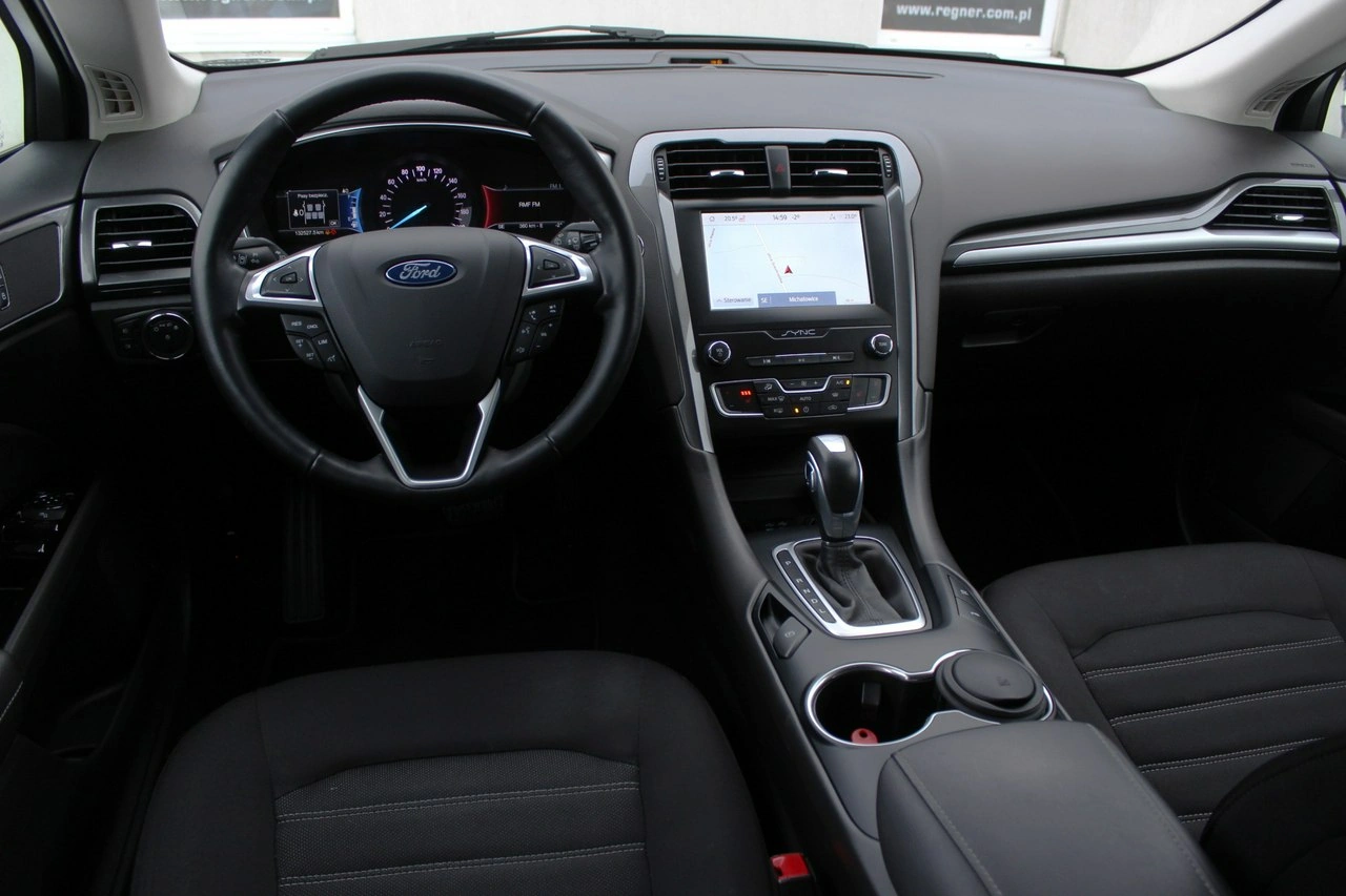 Ford Mondeo - Zdjęcie 9