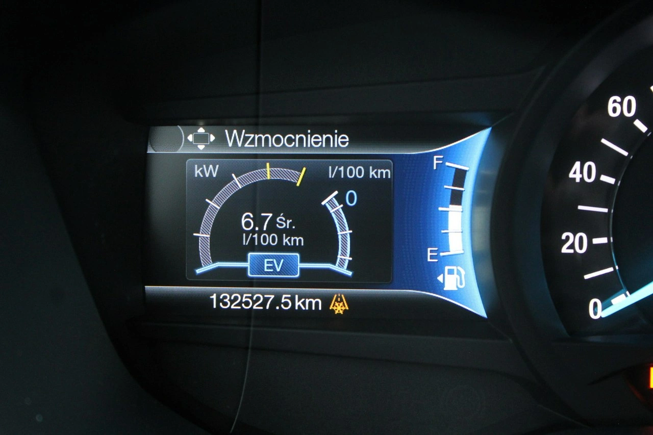 Ford Mondeo - Zdjęcie 13