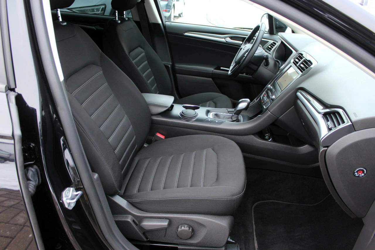 Ford Mondeo - Zdjęcie 10