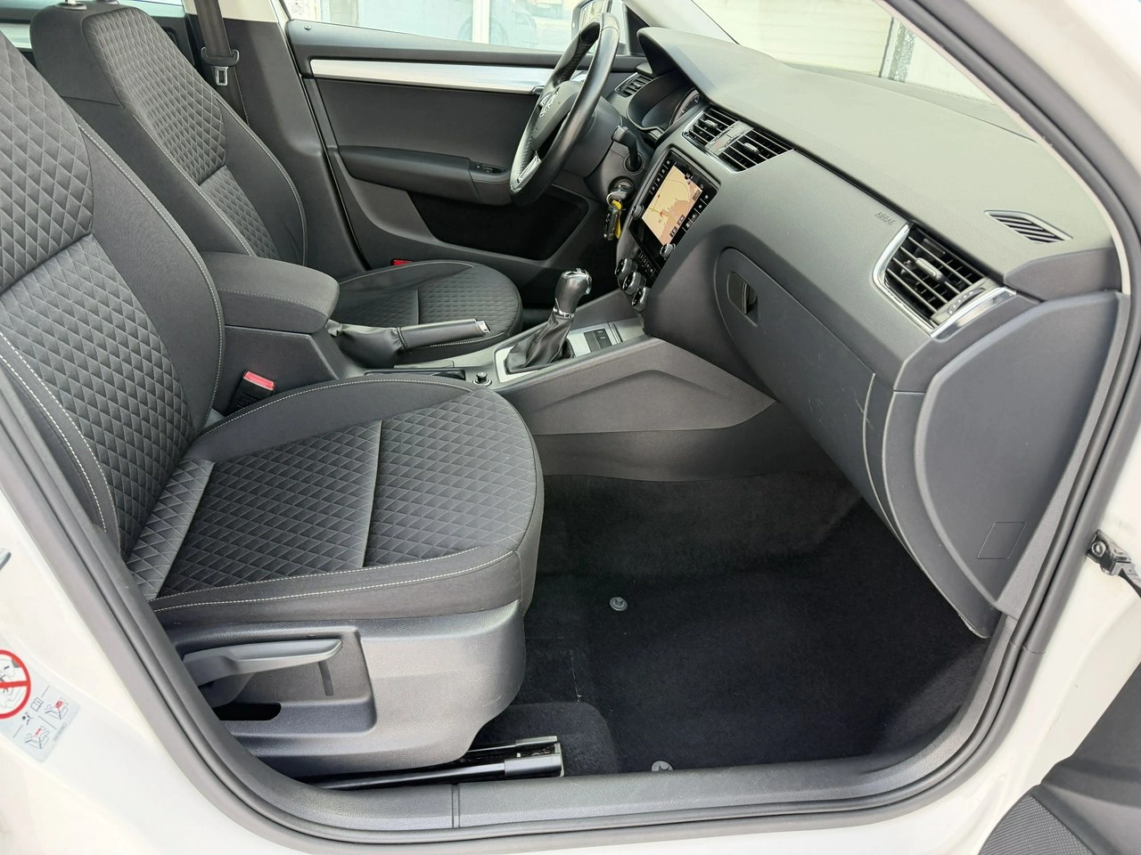 Skoda Octavia - Zdjęcie 33