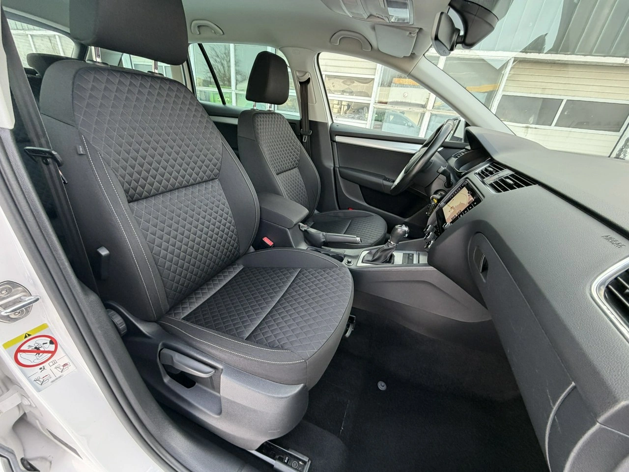 Skoda Octavia - Zdjęcie 34