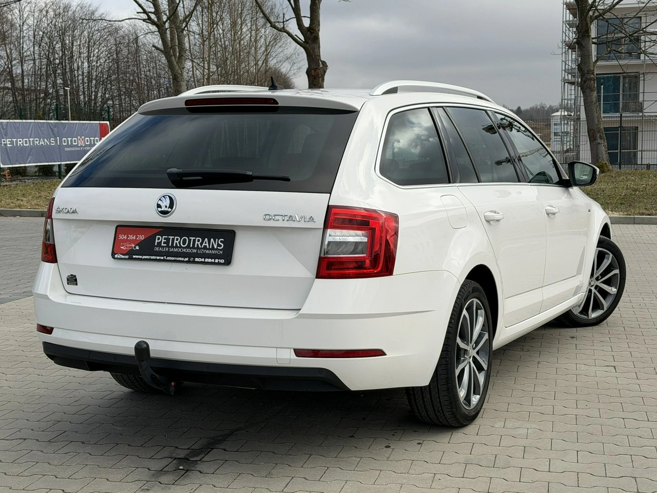 Skoda Octavia - Zdjęcie 9
