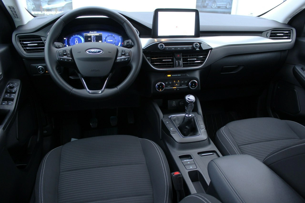 Ford Kuga - Zdjęcie 8