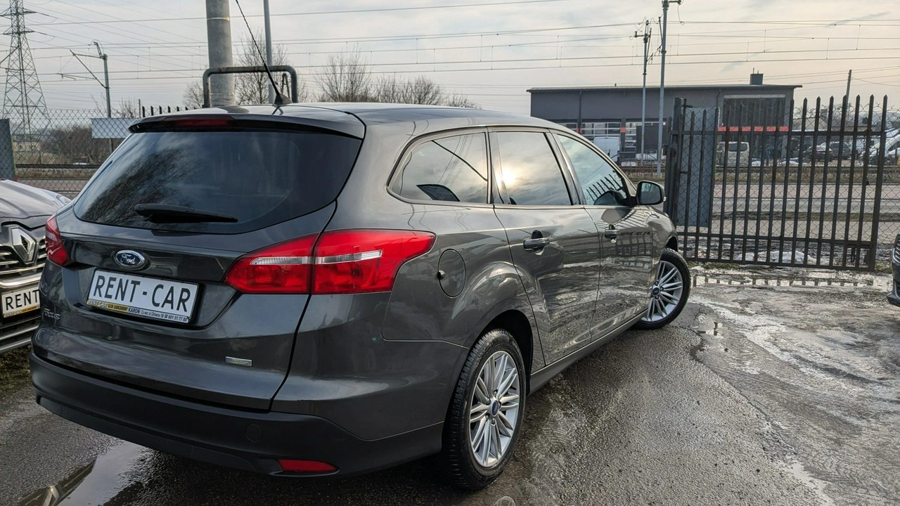 Ford Focus - Zdjęcie 9
