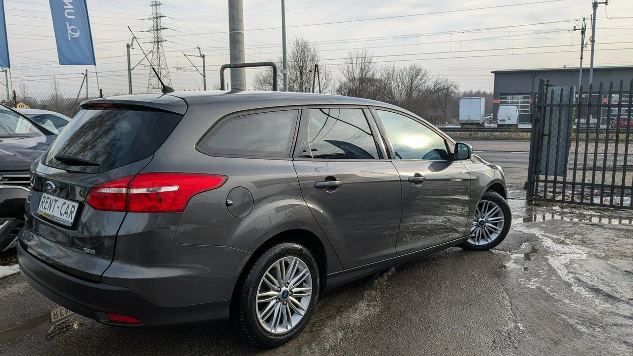 Ford Focus - Zdjęcie 10