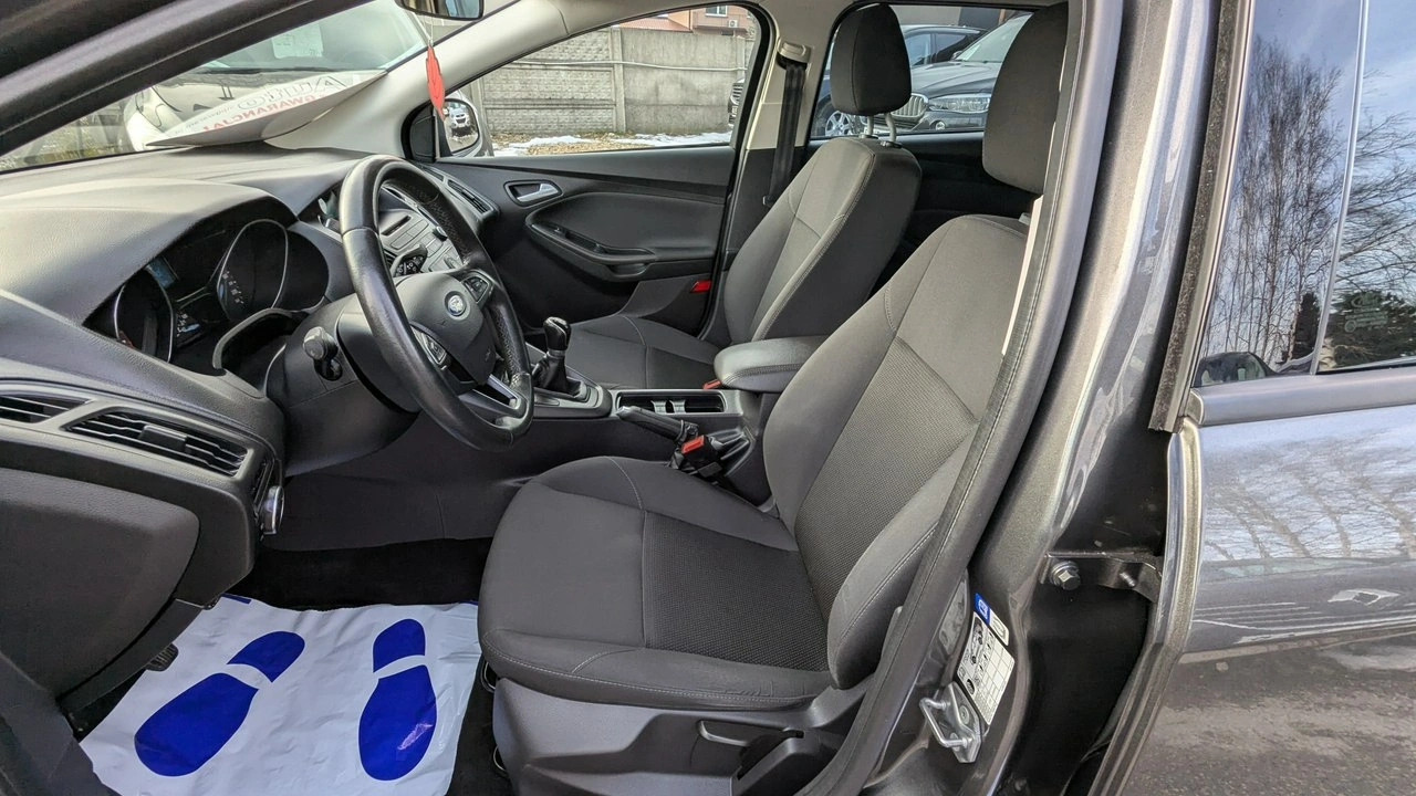 Ford Focus - Zdjęcie 11