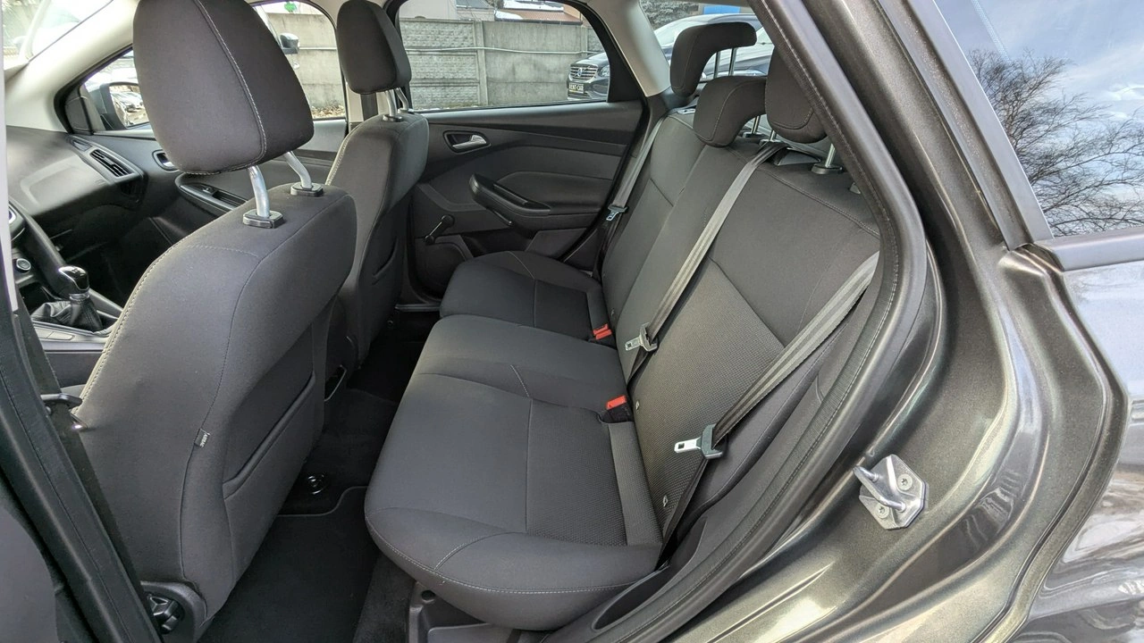 Ford Focus - Zdjęcie 16