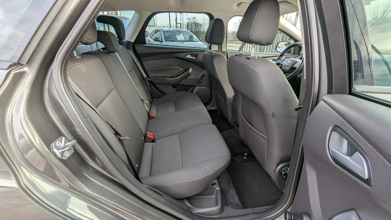 Ford Focus - Zdjęcie 18