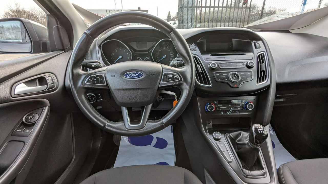 Ford Focus - Zdjęcie 22