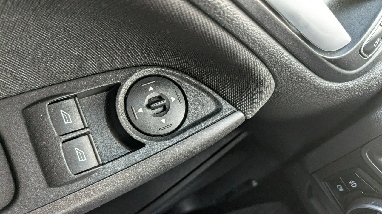 Ford Focus - Zdjęcie 28