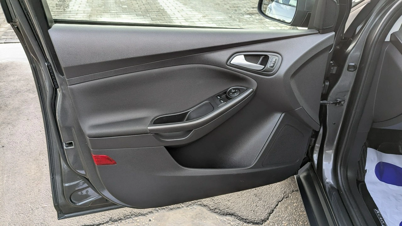 Ford Focus - Zdjęcie 29