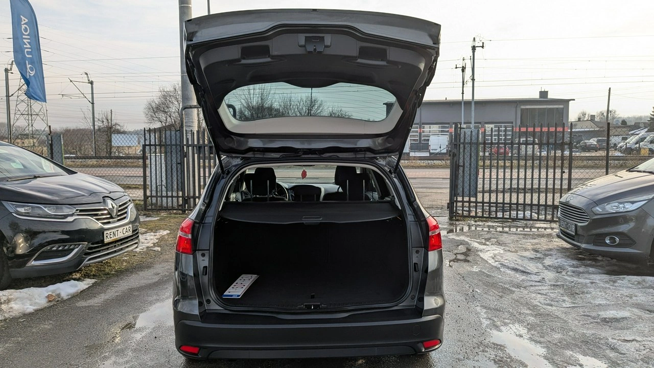 Ford Focus - Zdjęcie 31