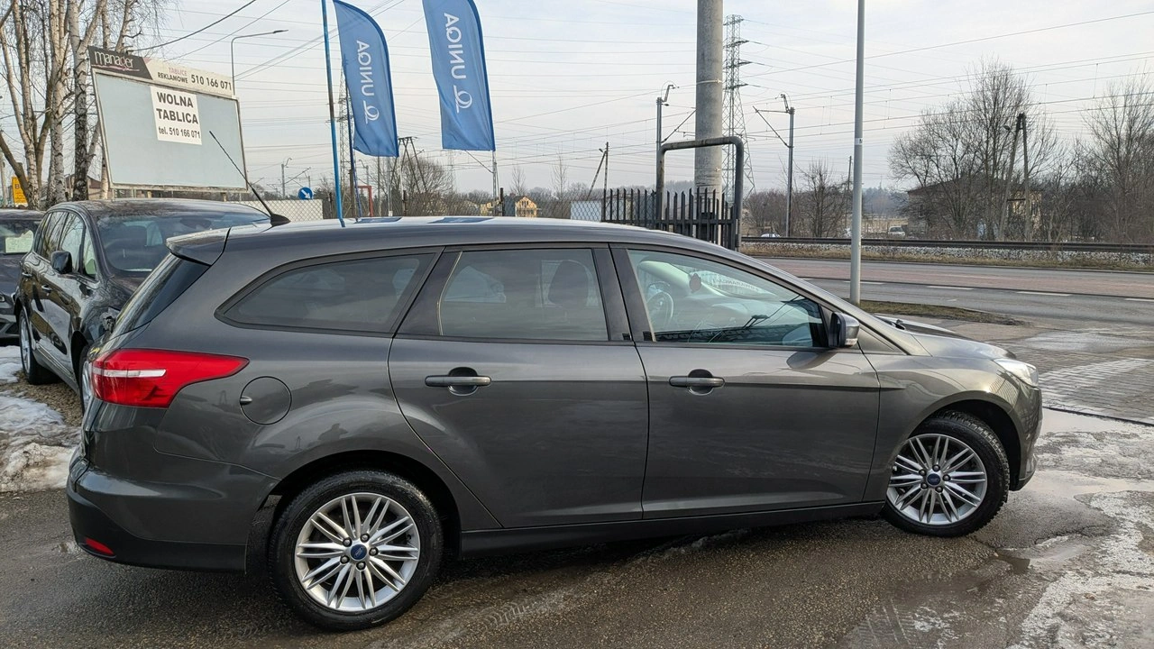 Ford Focus - Zdjęcie 6