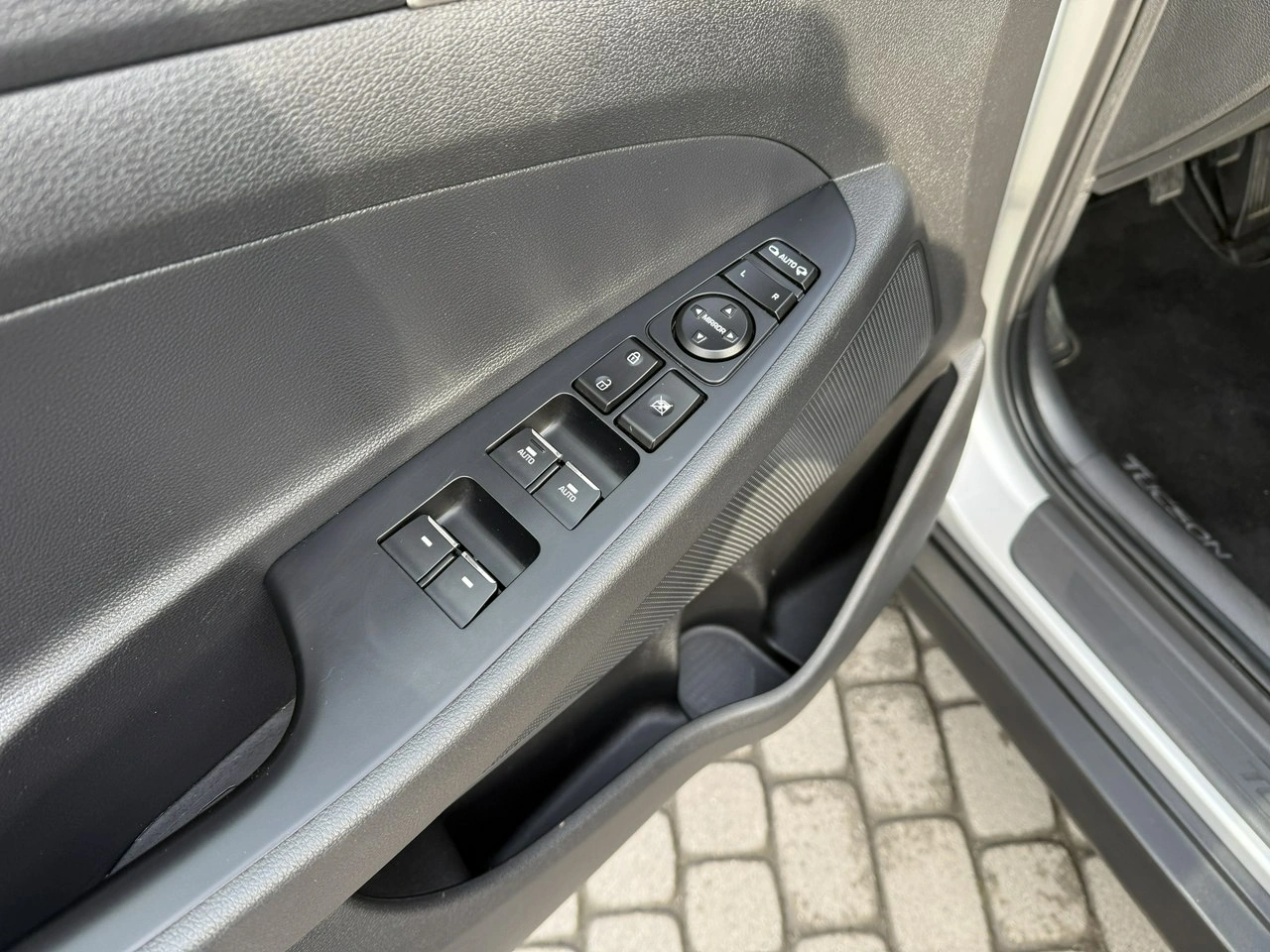 Hyundai Tucson - Zdjęcie 21