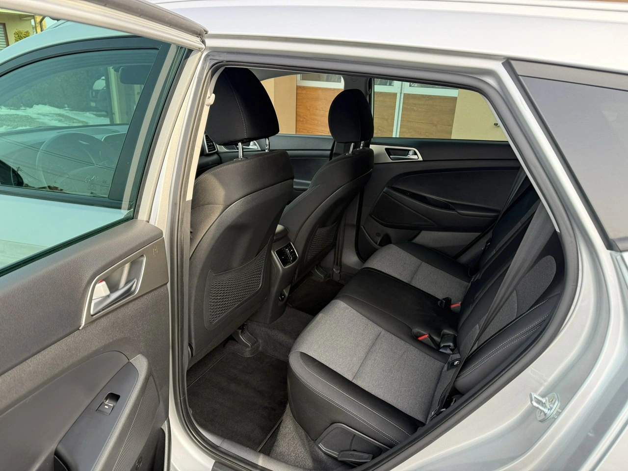 Hyundai Tucson - Zdjęcie 26