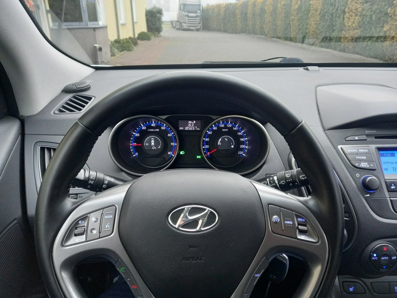 Hyundai ix35 - Zdjęcie 31