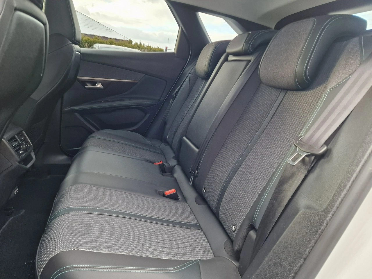 Peugeot 3008 - Zdjęcie 19