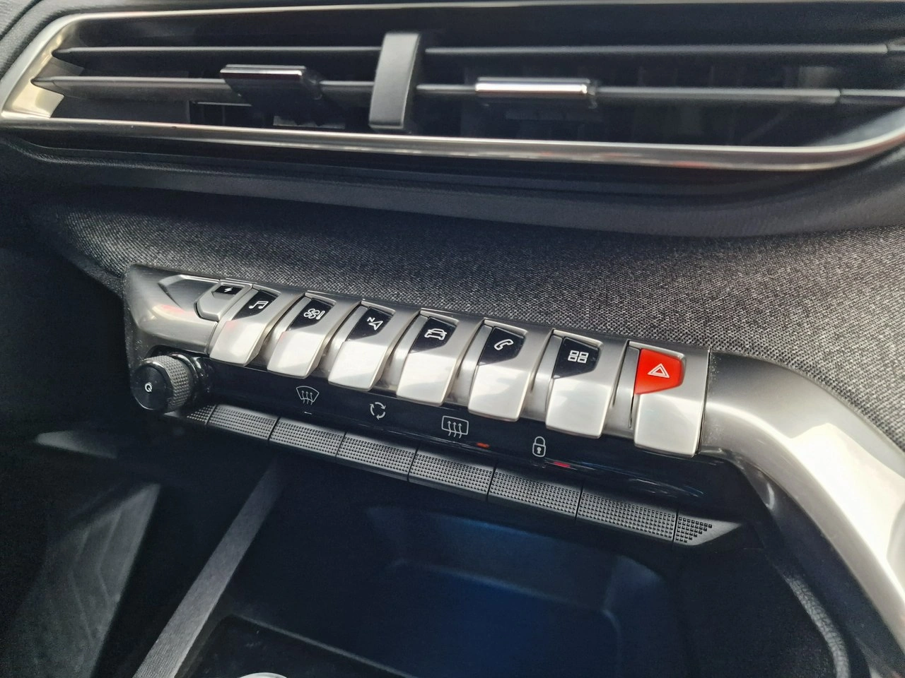 Peugeot 3008 - Zdjęcie 35