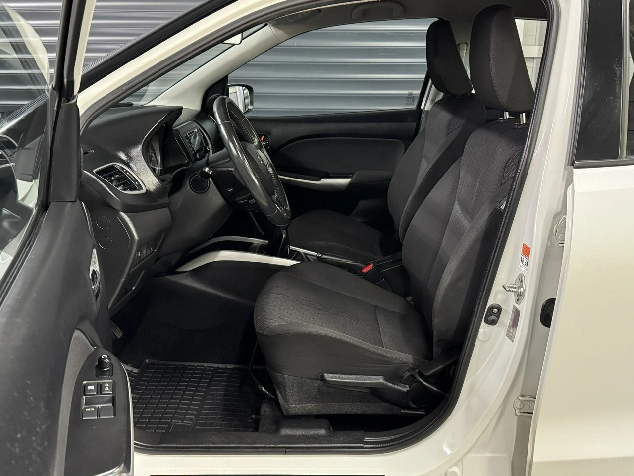 Suzuki Baleno - Zdjęcie 9