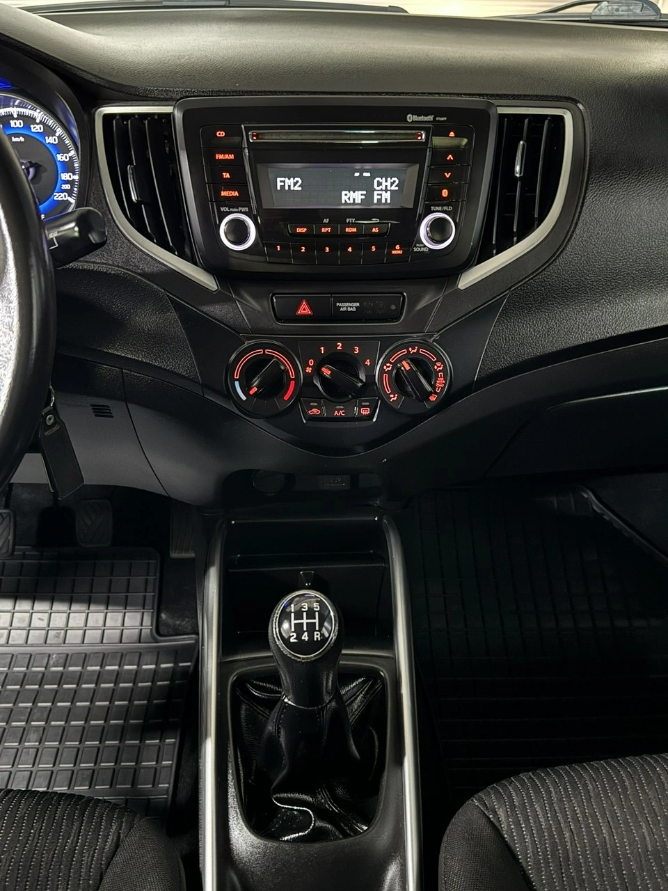 Suzuki Baleno - Zdjęcie 12