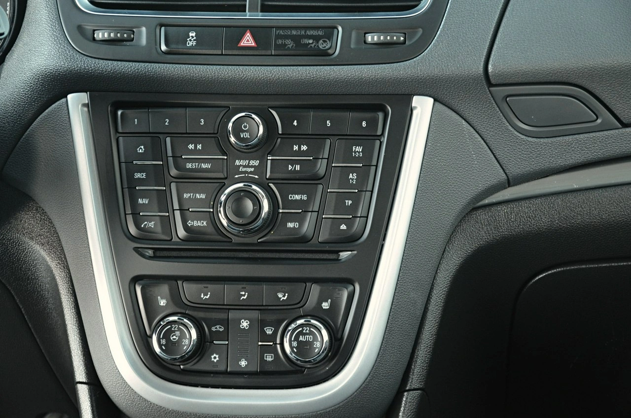 Opel Mokka - Zdjęcie 23