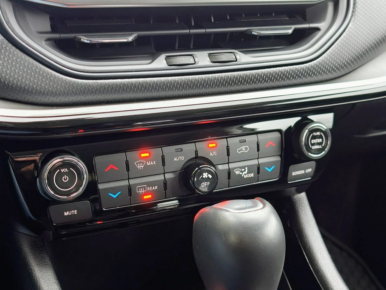 Jeep Compass - Zdjęcie 22