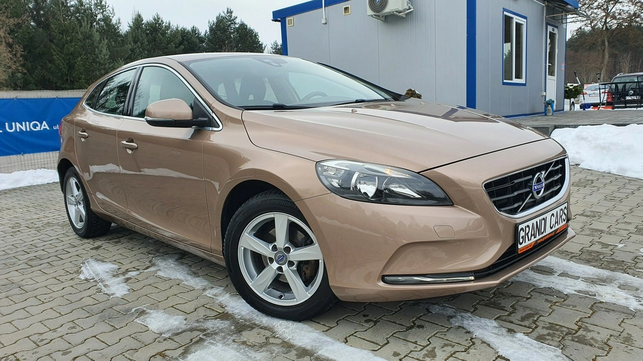 Volvo V40 - Zdjęcie 2