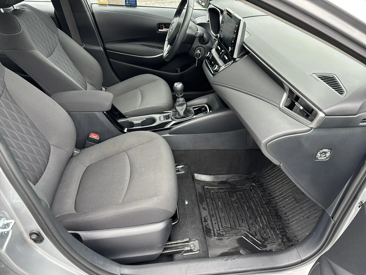 Toyota Corolla - Zdjęcie 18