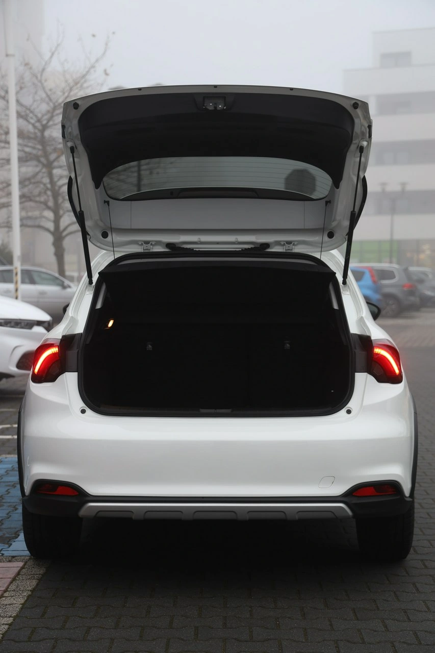 Fiat Tipo - Zdjęcie 30