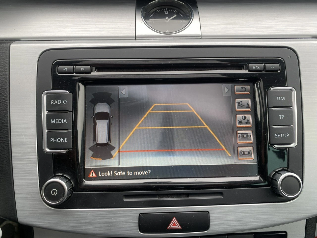 Volkswagen Passat Alltrack - Zdjęcie 9