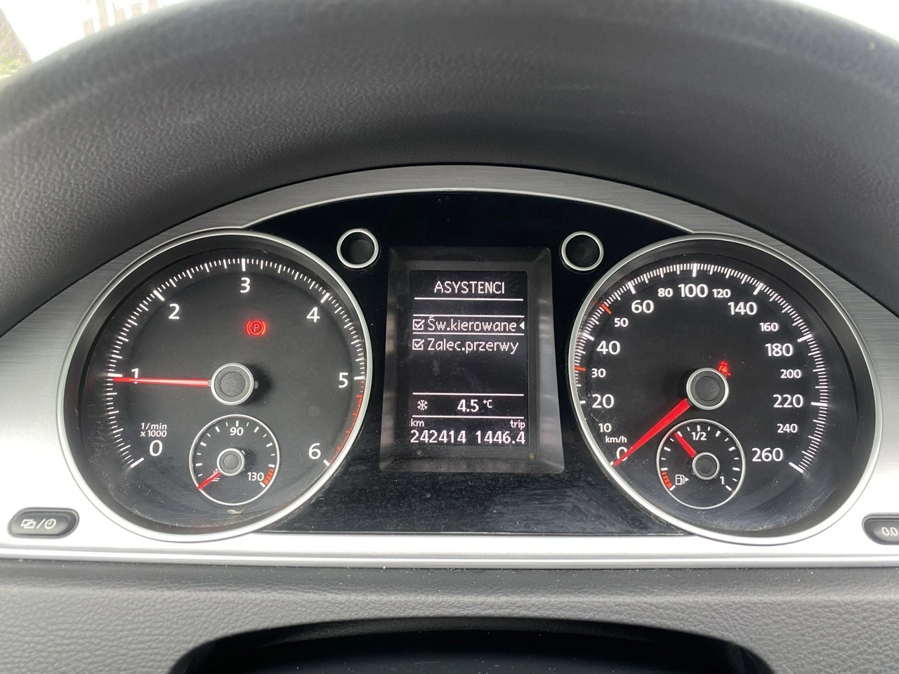 Volkswagen Passat Alltrack - Zdjęcie 10