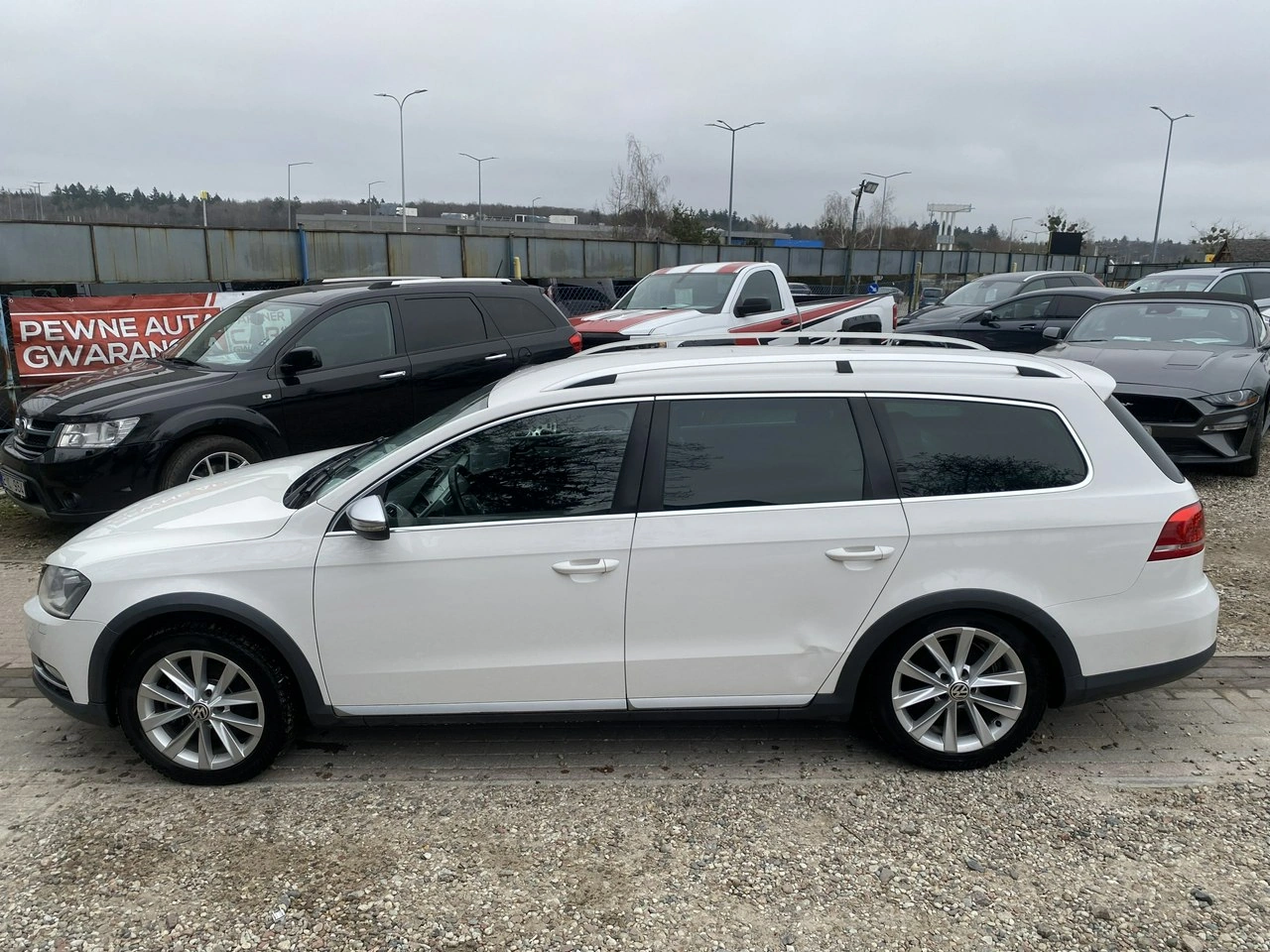 Volkswagen Passat Alltrack - Zdjęcie 13
