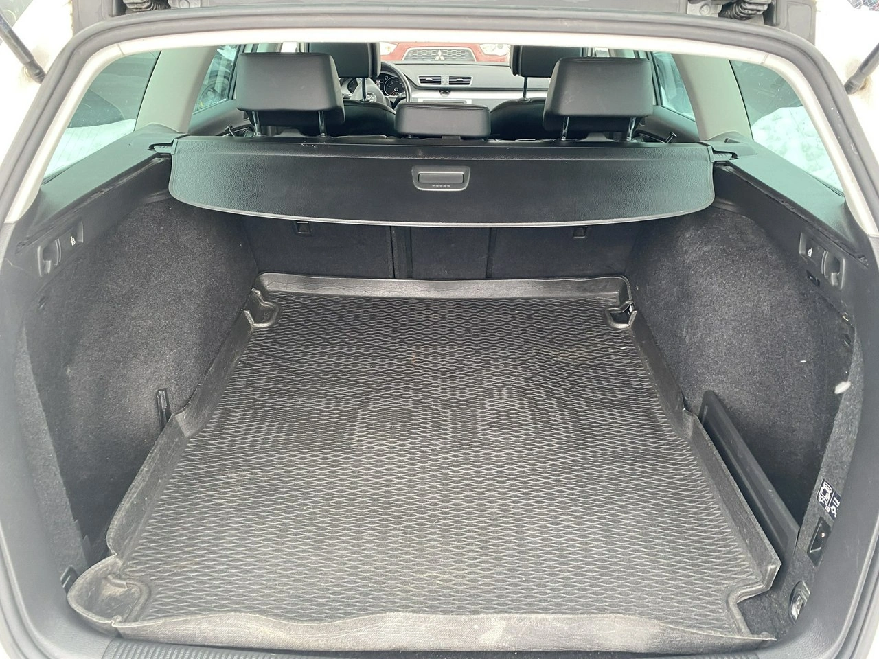 Volkswagen Passat Alltrack - Zdjęcie 23