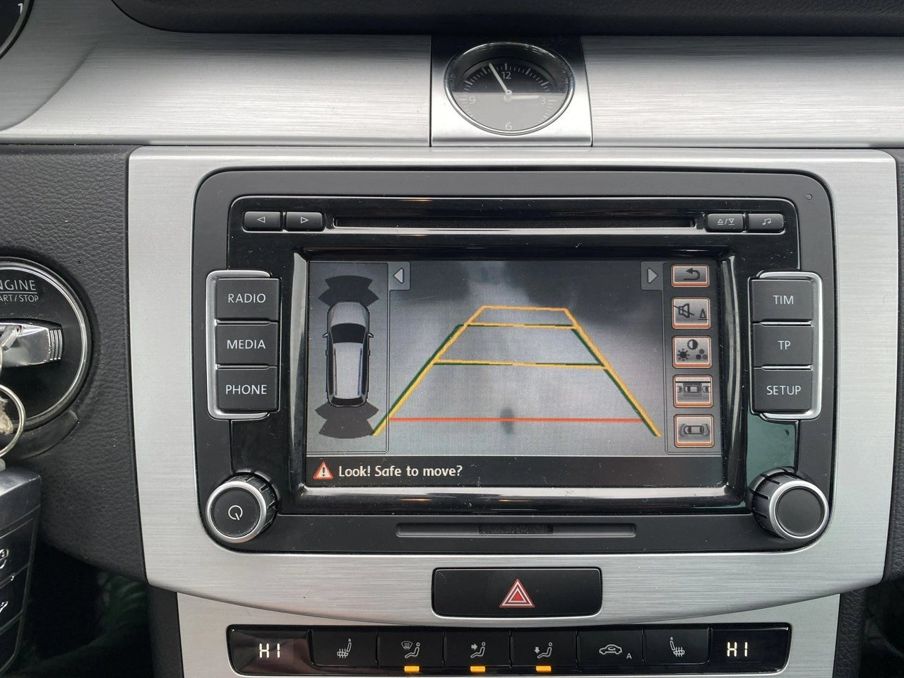 Volkswagen Passat Alltrack - Zdjęcie 35