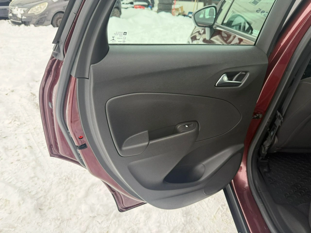 Opel Crossland X - Zdjęcie 10