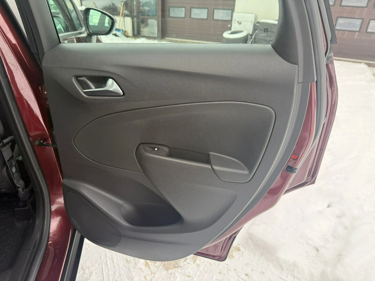 Opel Crossland X - Zdjęcie 11