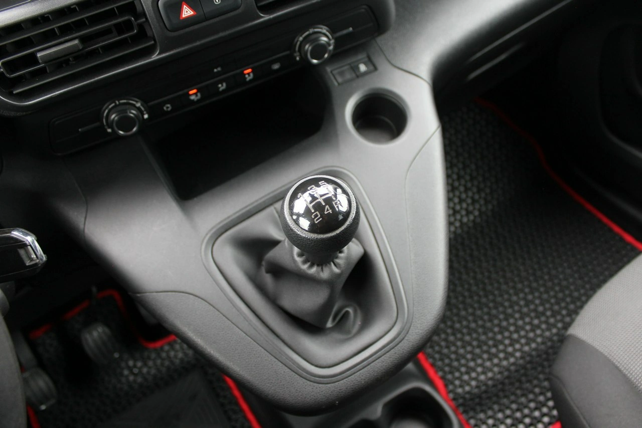 Toyota Proace City Verso - Zdjęcie 22