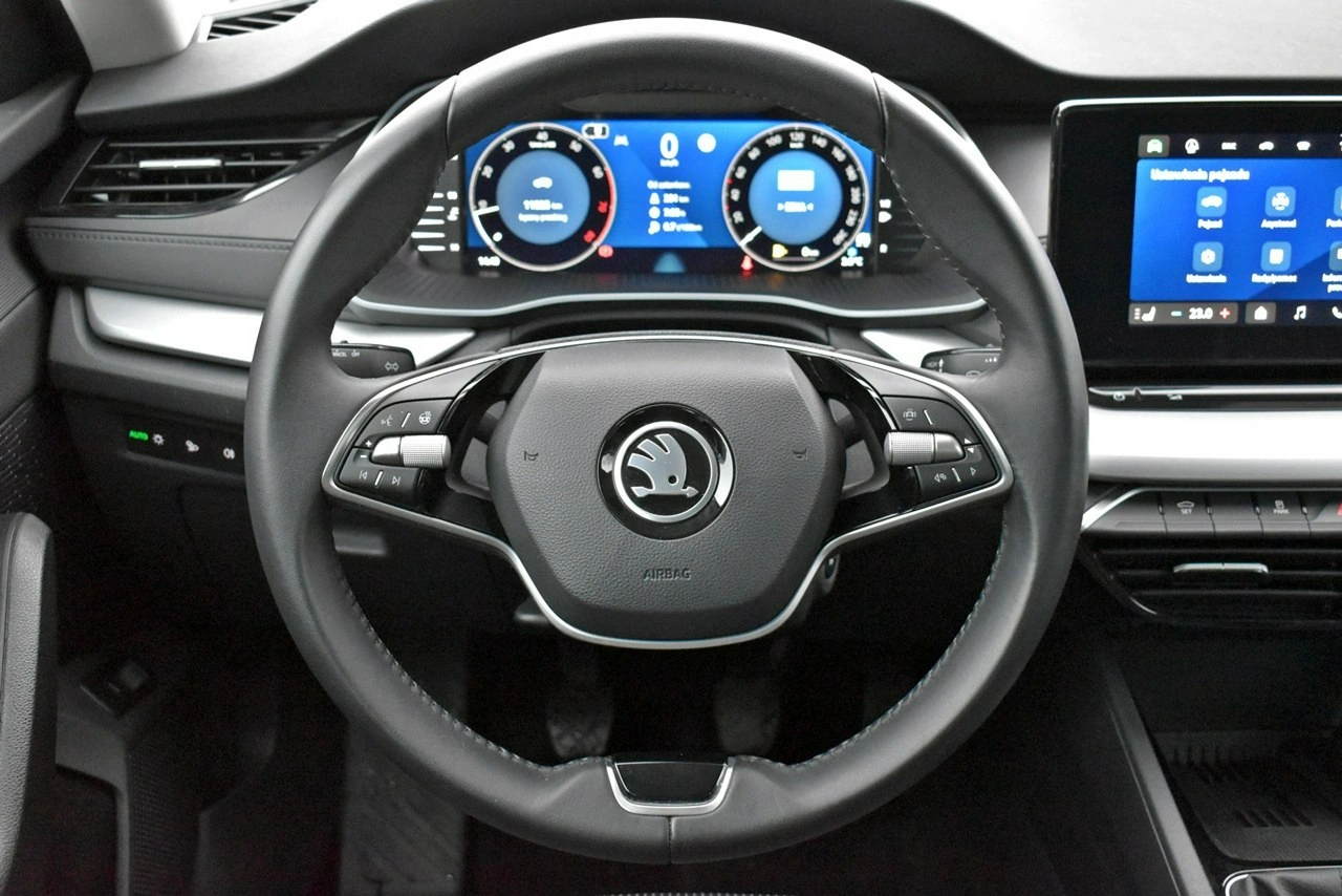 Skoda Octavia - Zdjęcie 13