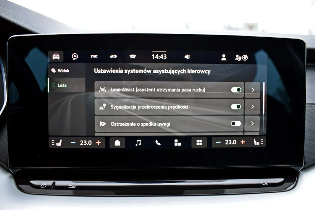 Skoda Octavia - Zdjęcie 19