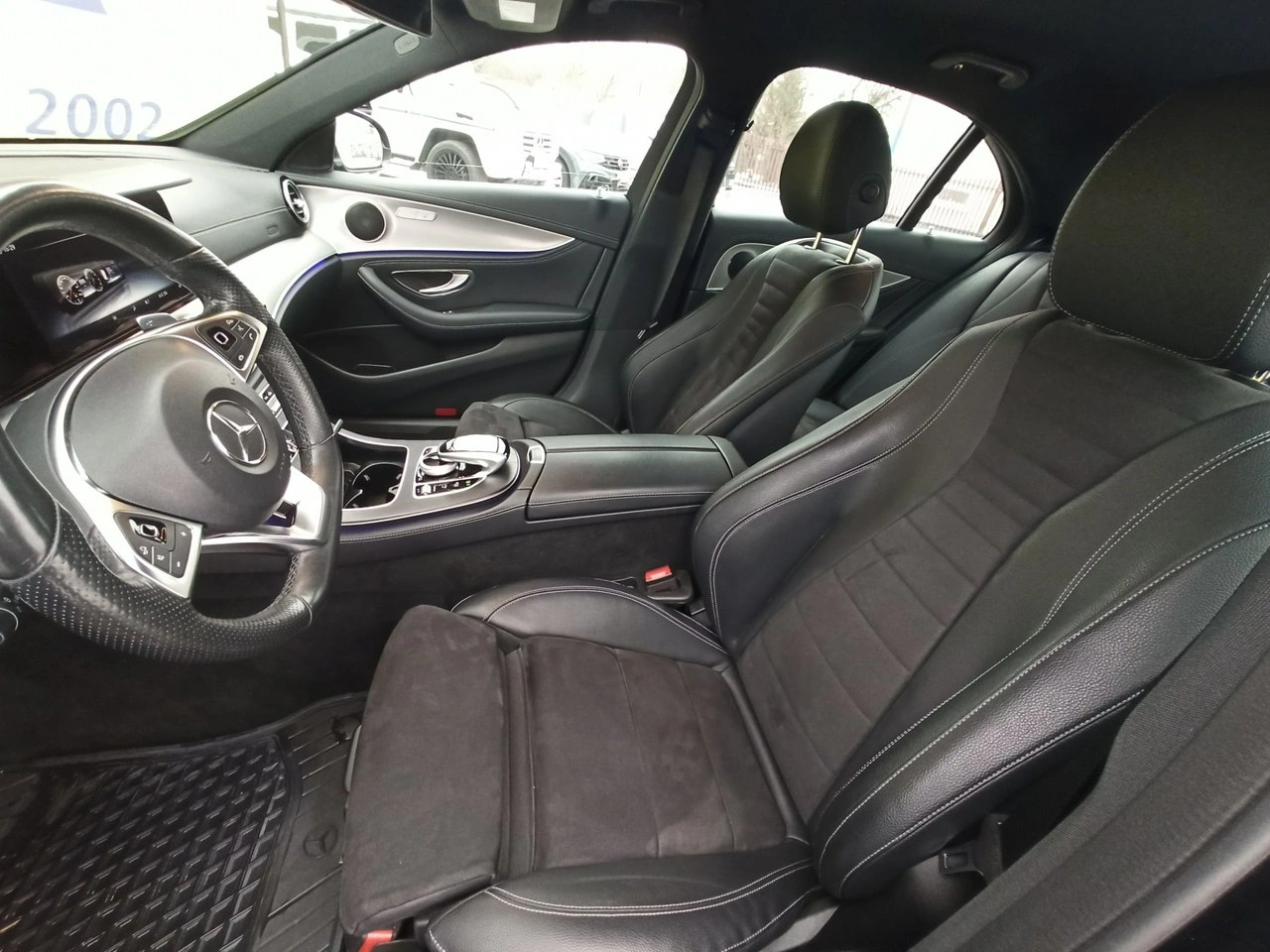 Mercedes E 220 - Zdjęcie 11