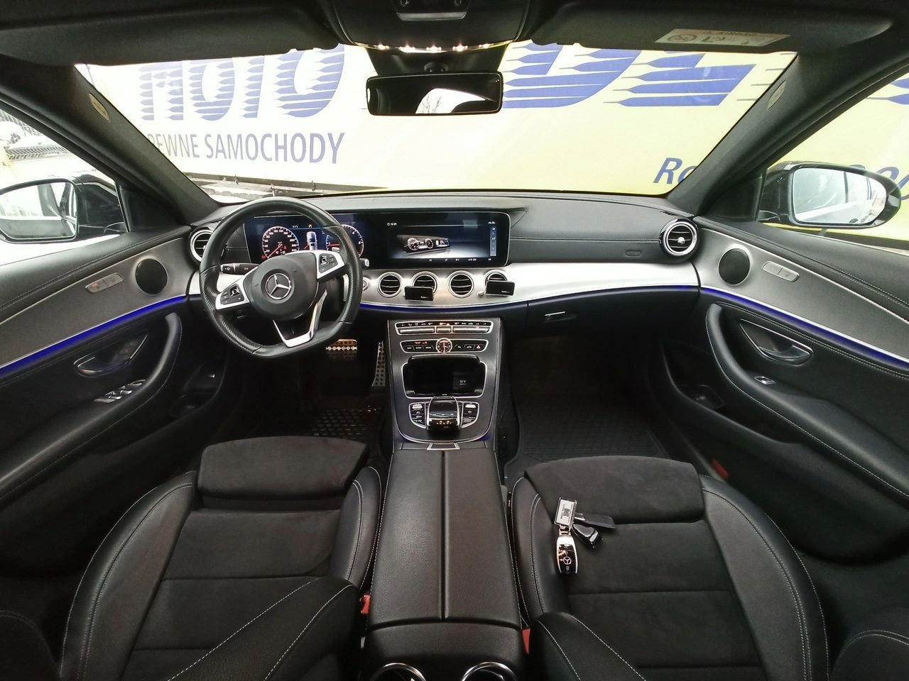 Mercedes E 220 - Zdjęcie 12