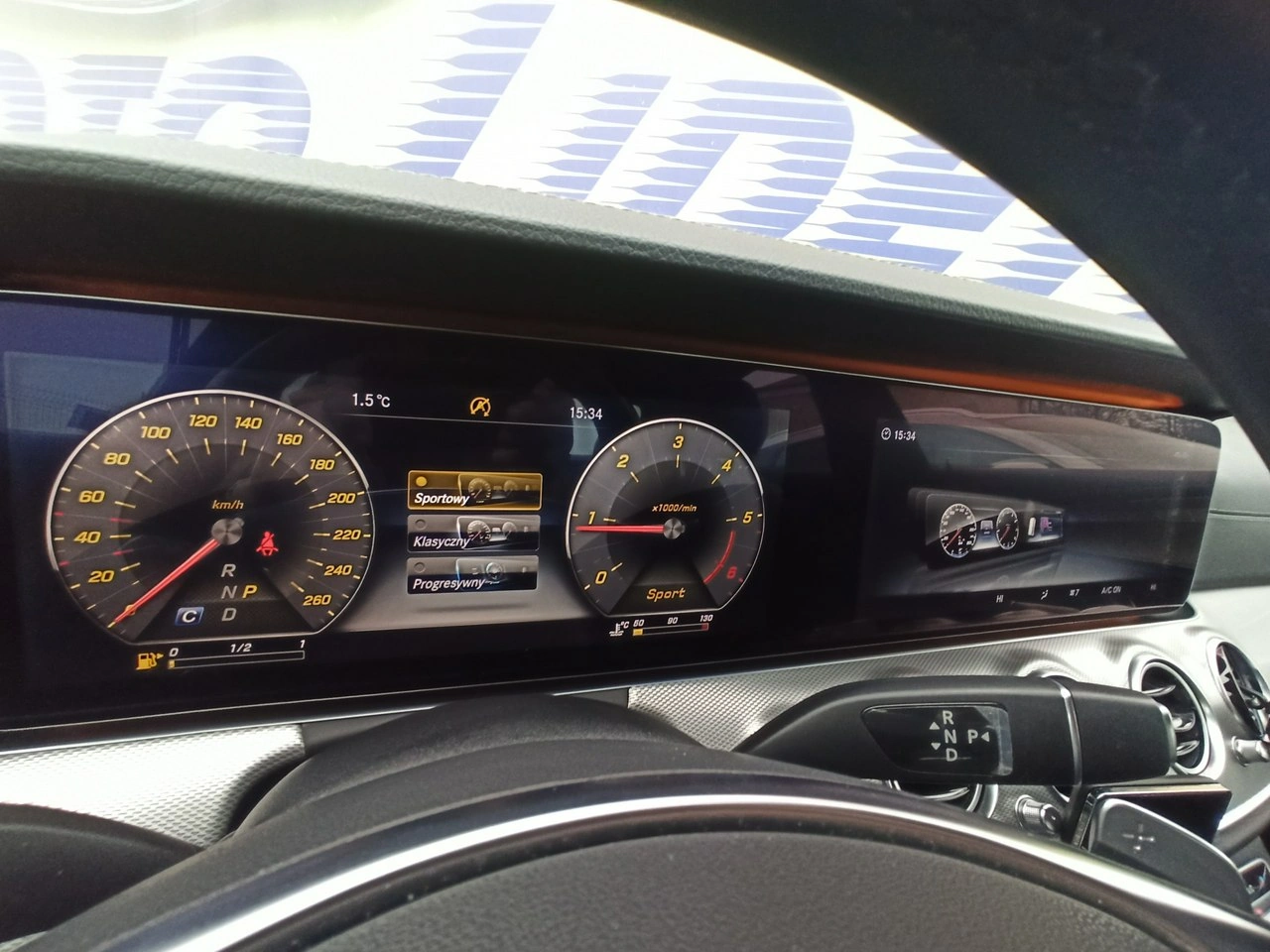 Mercedes E 220 - Zdjęcie 22