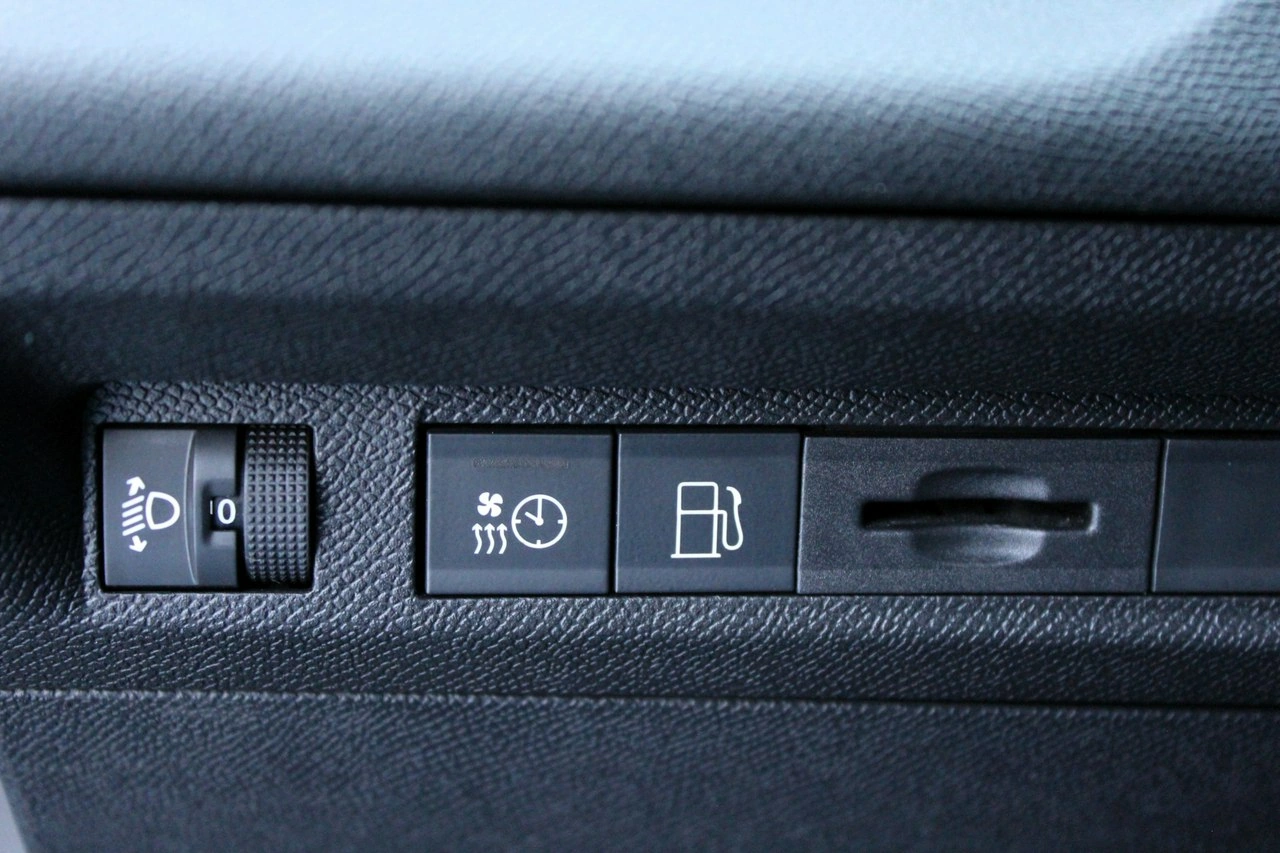 Peugeot 308 - Zdjęcie 15