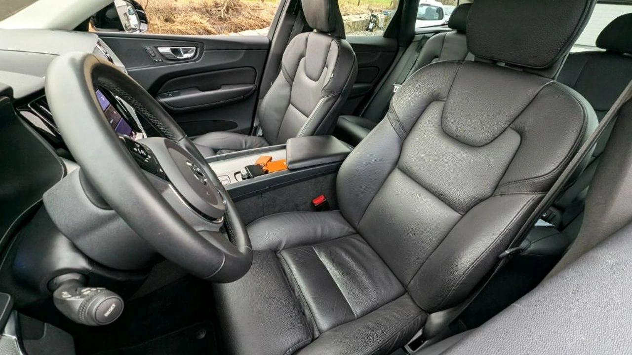 Volvo XC 60 - Zdjęcie 17