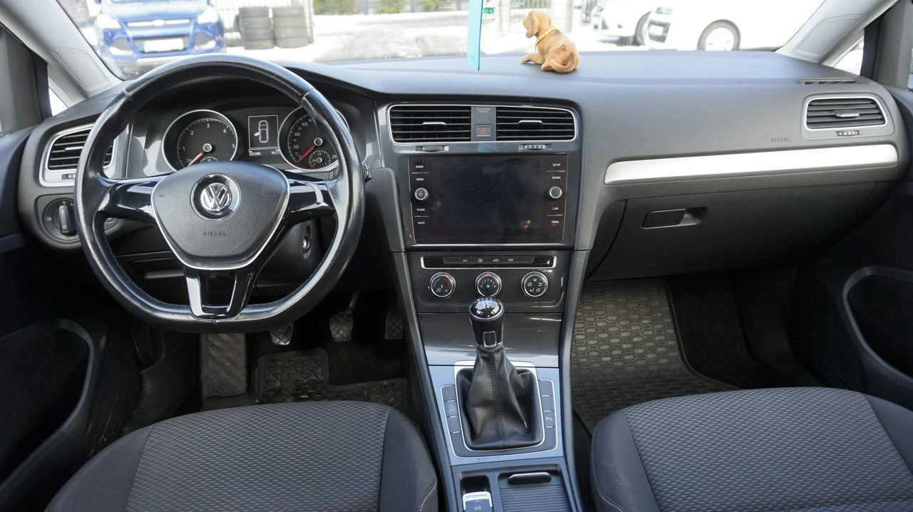 Volkswagen Golf - Zdjęcie 9