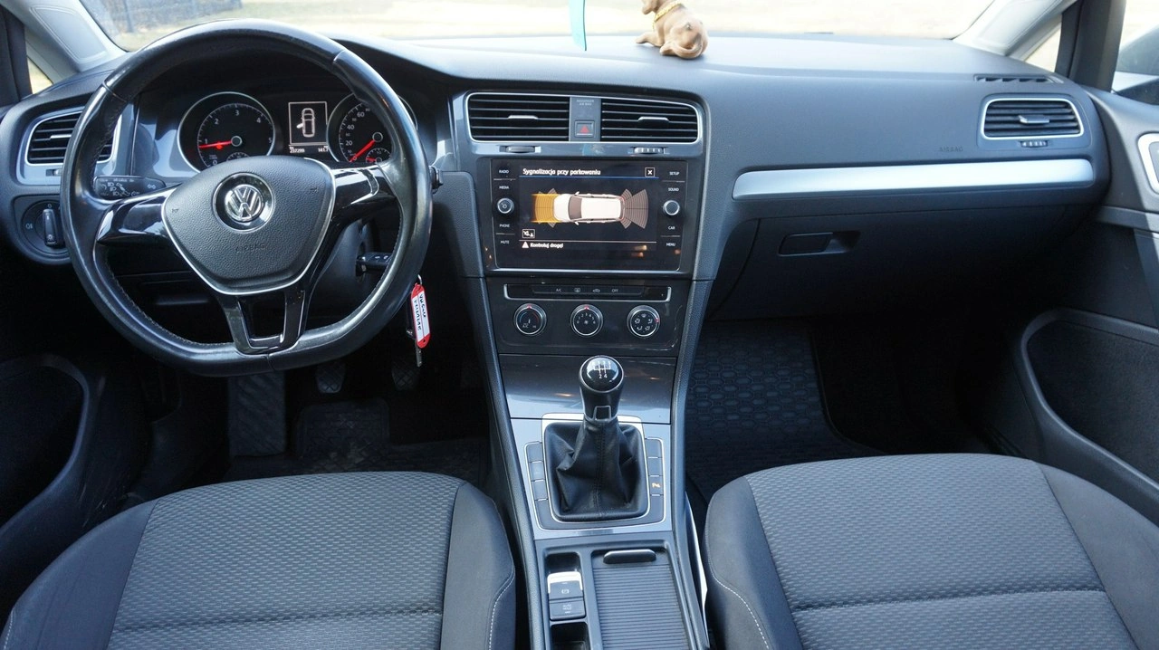 Volkswagen Golf - Zdjęcie 9