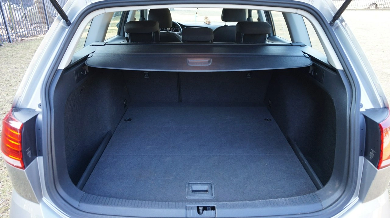 Volkswagen Golf - Zdjęcie 11